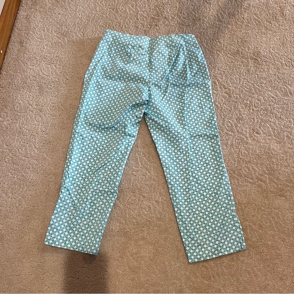 Talbots Heritage Capri Aqua & White Patterned  Pants Size 6P - Picture 5 of 11